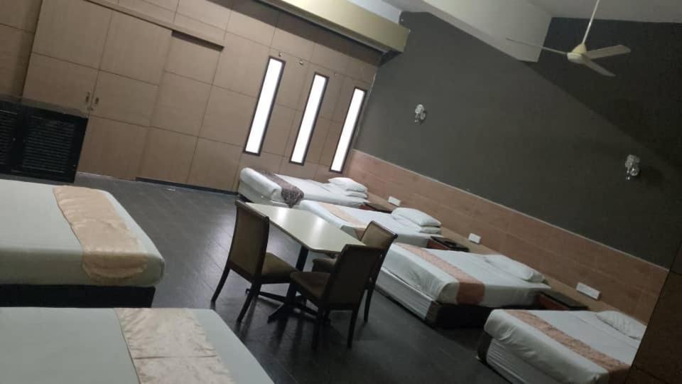 Golden Leaf Hotel Danga Bay Джохор Бахру Стая снимка